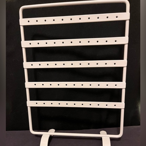NWOT White Earring Display Stand - Picture 2 of 3